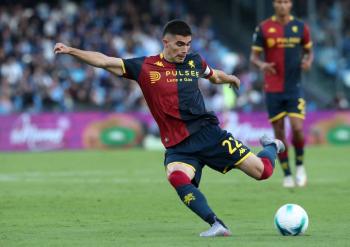 Tras la marcha de Vieira, el G&eacute;nova de Johan V&aacute;zquez gana al fin en Serie A