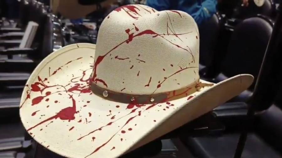 Diputados guardan un minuto de silencio en memoria de edil de Uruapan asesinado