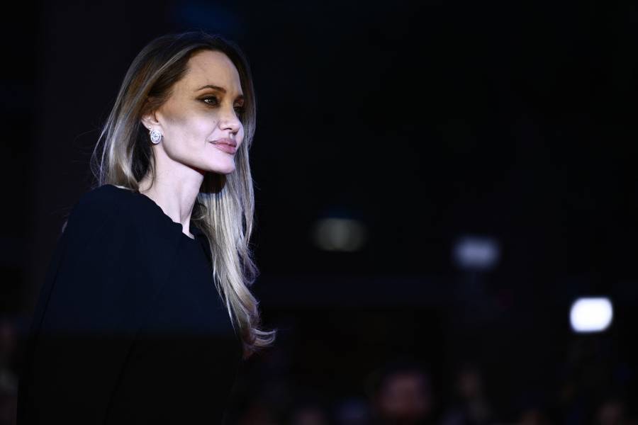 Angelina Jolie realiza visita sorpresa a la ciudad ucraniana de Jers&oacute;n