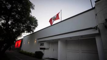 Per&uacute; rompe relaciones diplom&aacute;ticas con M&eacute;xico tras asilo a ex primera ministra