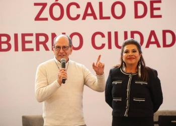 Clara Brugada encabeza entrega de tarjetas del programa “Mi Beca para Empezar” en el Z&oacute;calo capitalino