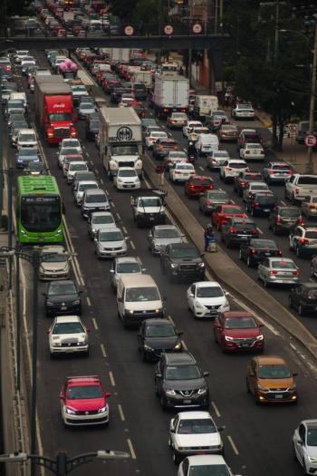 Restricciones del programa Hoy No Circula para este mi&eacute;rcoles 5 de noviembre de 2025 en CDMX y Edomex