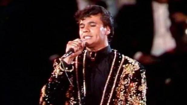 Juan Gabriel regresa al Zócalo: CDMX proyectará su icónico concierto en Bellas Artes este sábado
