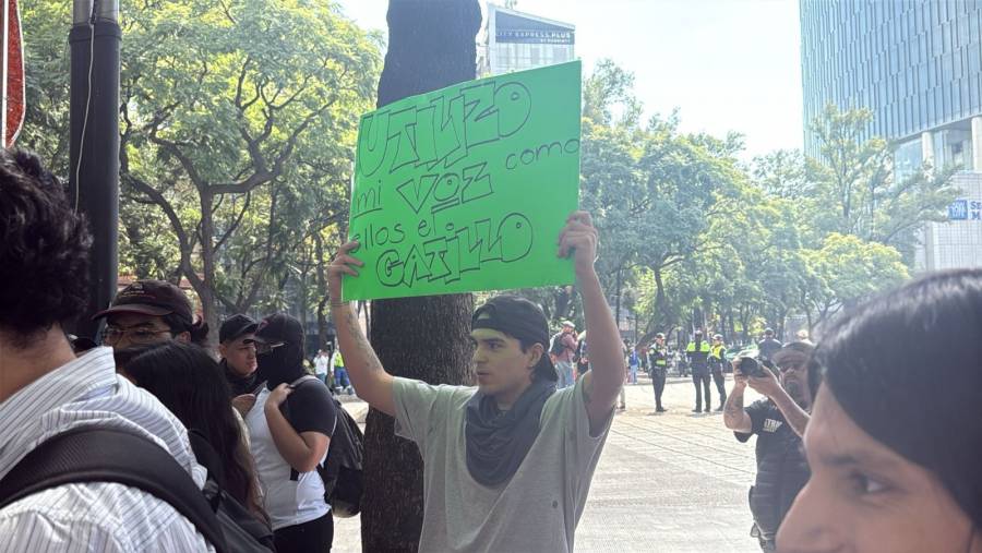 Marcha del Movimiento Generación Z bloquea vialidades clave en CDMX; jóvenes protestan contra inseguridad y corrupción