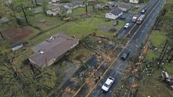 Tornado arrasa ciudades de Paran&aacute;: cinco muertos y m&aacute;s de 400 heridos en el sur de Brasil