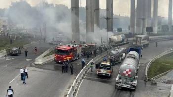 Dan de alta a los dos menores lesionados por explosi&oacute;n de pipa en el Puente de la Concordia, Iztapalapa