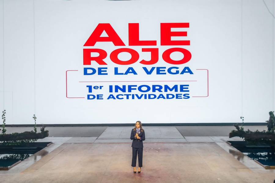 Alessandra Rojo de la Vega rinde su Primer Informe y pide minuto de silencio por funcionarios asesinados