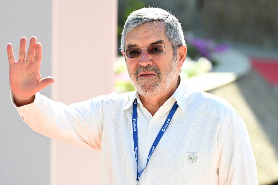 Canciller De la Fuente dialoga con Lula da Silva en la Cumbre CELAC-UE