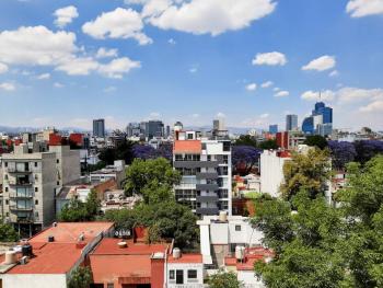 Domingo soleado y con ambiente c&aacute;lido en la Ciudad de M&eacute;xico