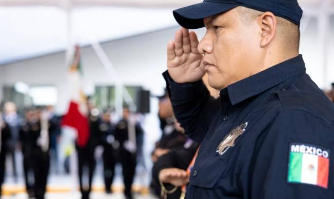 Reconocen a 51 polic&iacute;as estatales por acciones destacadas