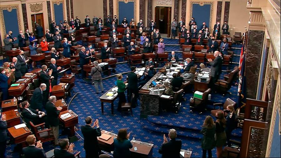 Senado de EE. UU. inicia debate para poner fin al cierre de Gobierno más largo de su historia