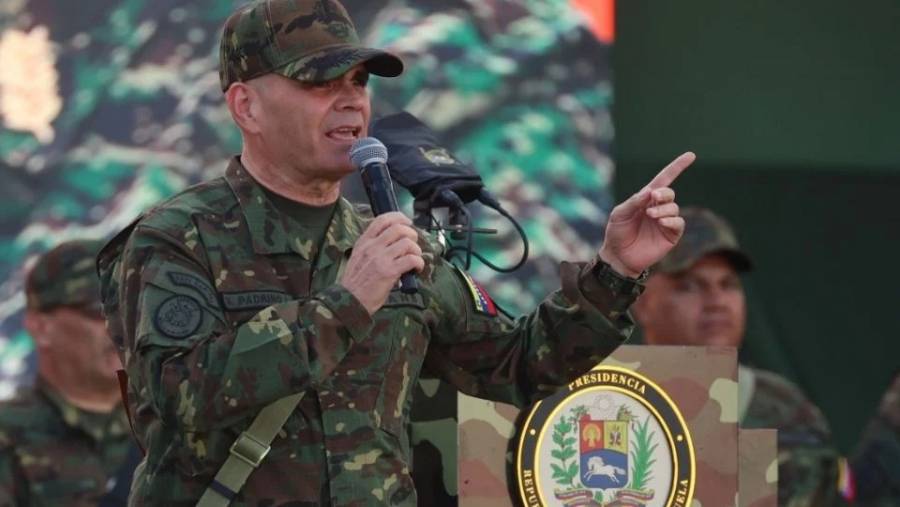Venezuela aprueba ley para fortalecer defensa nacional ante despliegue militar de EE.UU. en el Caribe
