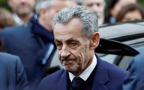 Nicolás Sarkozy sale de prisión tras pasar 20 días tras las  rejas