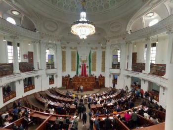 Congreso aprueba reforma que proh&iacute;be comisiones por cancelaci&oacute;n de tarjetas de cr&eacute;dito y departamentales