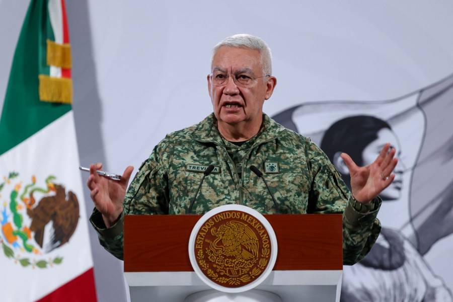 General Trevilla Trejo preside la revista de tropas para el desfile del 20 de noviembre