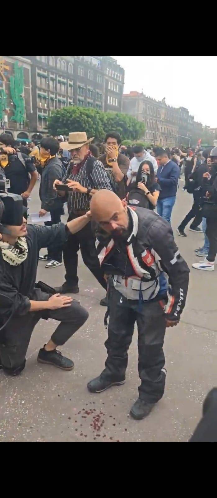 Policías y participantes a la marcha agredieron a por lo menos 13 reporteros: Artículo 19 .