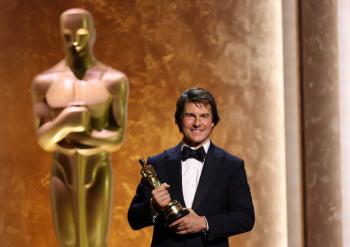 Tom Cruise recibe &Oacute;scar honorario por su trayectoria