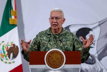 General Trevilla Trejo preside la revista de tropas para el desfile del 20 de noviembre