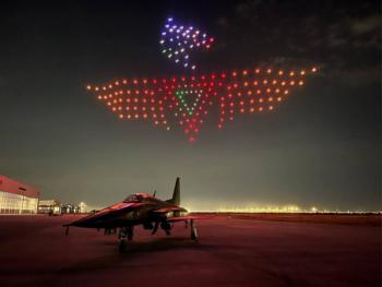 Espect&aacute;culo de drones en Santa Luc&iacute;a recuerda el retorno del Escuadr&oacute;n 201