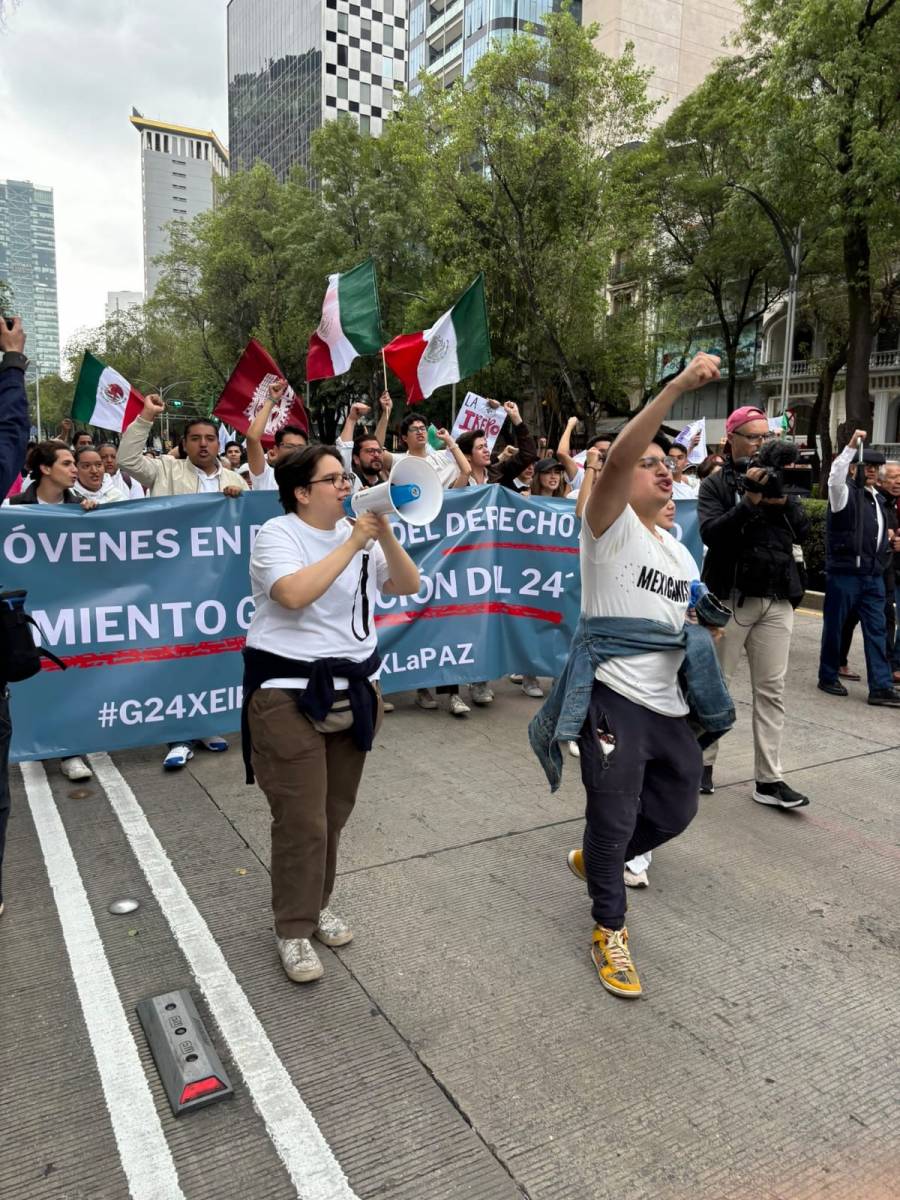 Gobierno capitalino busca diálogo con jóvenes de la Generación Z que intentaron avanzar durante el desfile del 20 de noviembre
