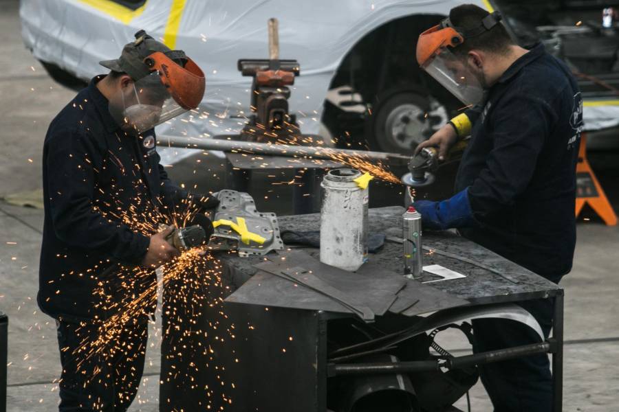 Economía mexicana registra caída de 0.3 % en el tercer trimestre de 2025