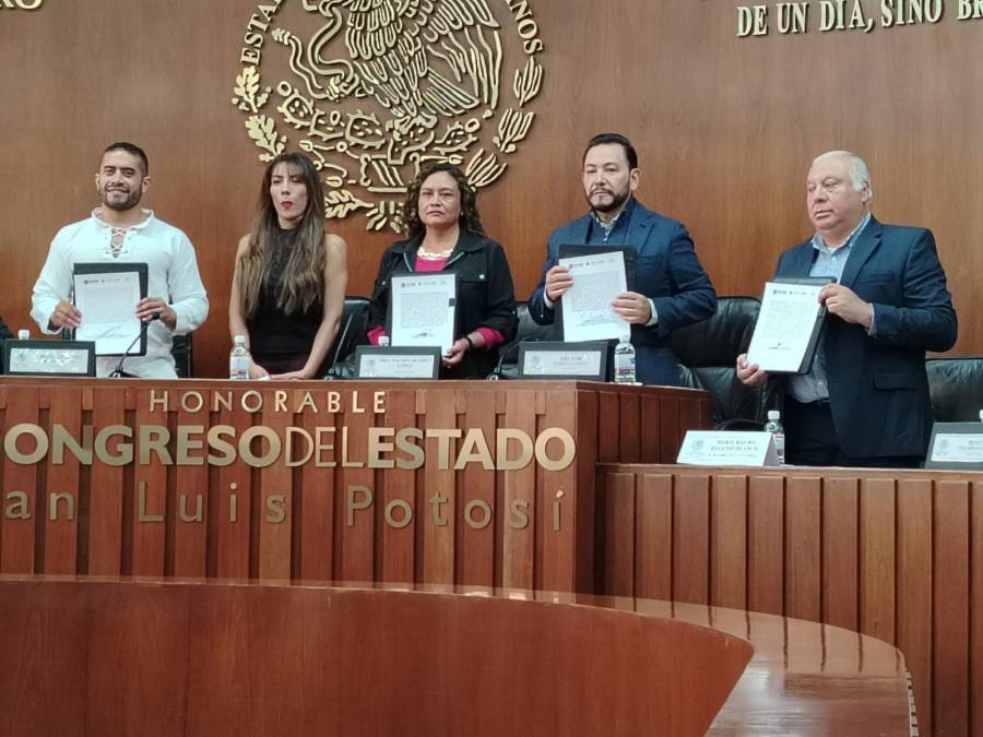 CONGRESO Y CEEPAC FIRMAN CONVENIO DE COLABORACI&Oacute;N