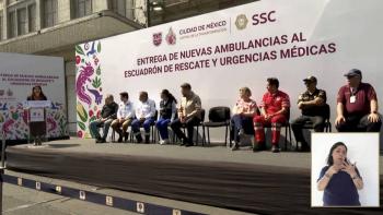 Brugada entrega 25 ambulancias nuevas al ERUM