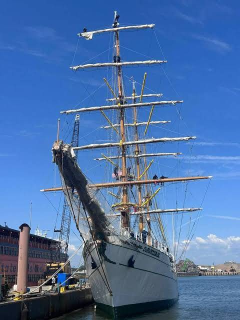 Buque escuela ARM Cuauht&eacute;moc llega al puerto de Veracruz