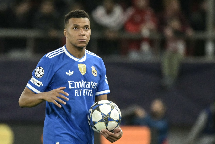 Real Madrid sobrevive al infierno griego con Mbapp&eacute; como salvador