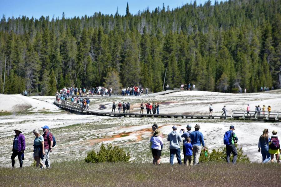 EE. UU. sube tarifas de entrada a parques nacionales para turistas extranjeros a partir de 2026