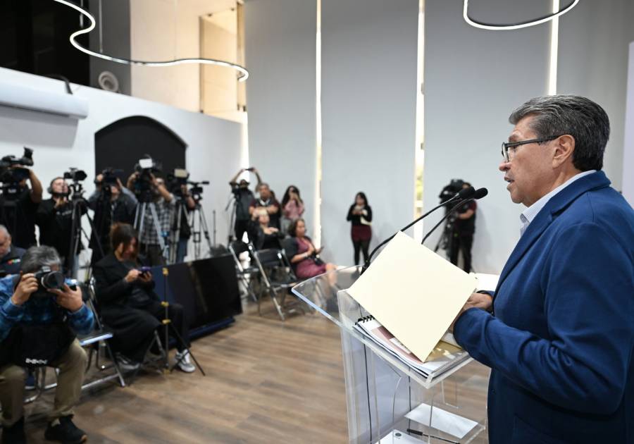 Agenda legislativa 'cargada' las dos próximas semanas: Monreal
