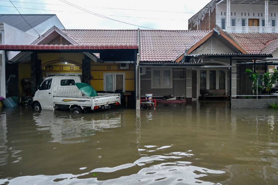 El n&uacute;mero de muertos por las inundaciones en la isla indonesia de Sumatra sube a 84
