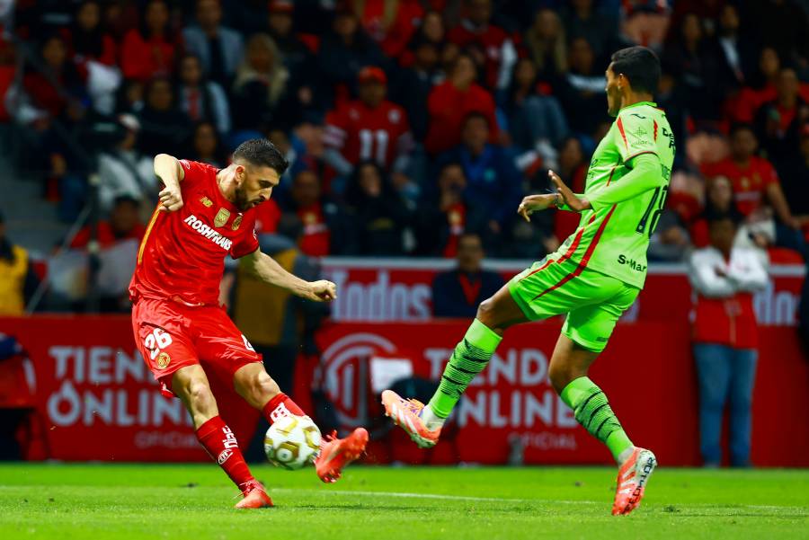 Toluca asegura su pase a semifinales en partido histórico para el arbitraje femenino