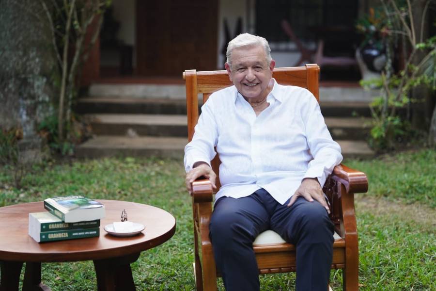 Reaparición de AMLO es salvavidas a la crisis de ingobernabilidad de Sheinbaum, asegura el PAN