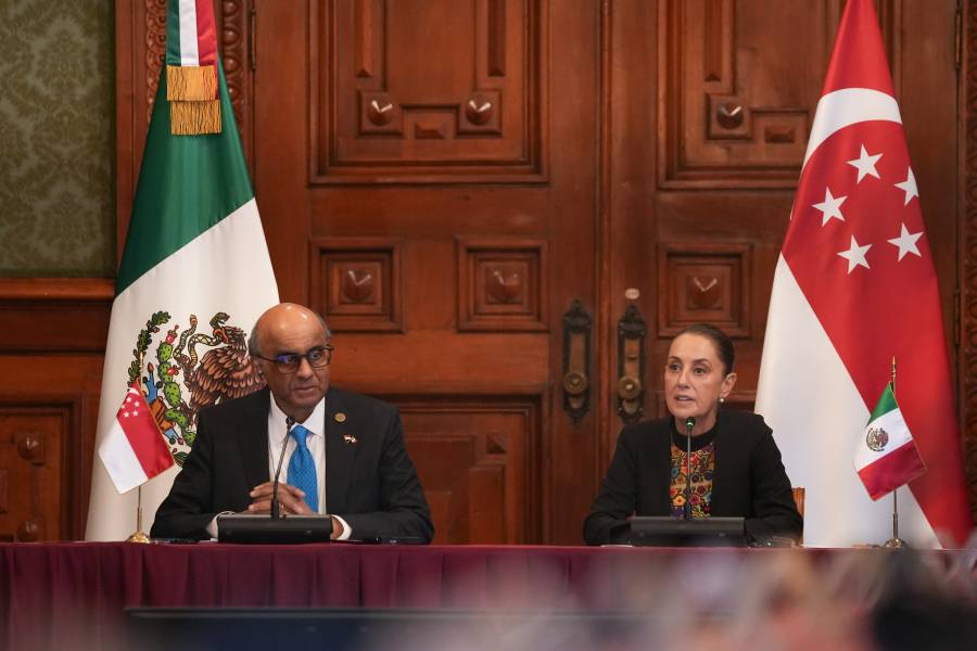 Sheinbaum rechaza que haya indicios de escenarios adversos que requieran apoyo político de AMLO