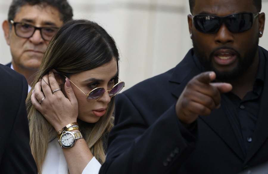 Emma Coronel lamenta haber conocido a “El Chapo” en nueva serie documental