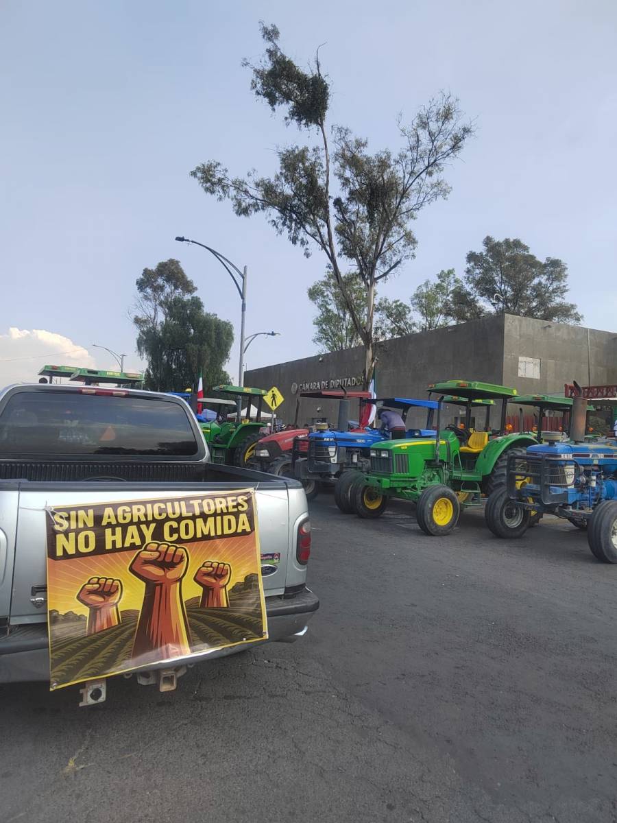 Campesinos denuncian enga&ntilde;o legislativo tras dictamen de la Ley de Aguas