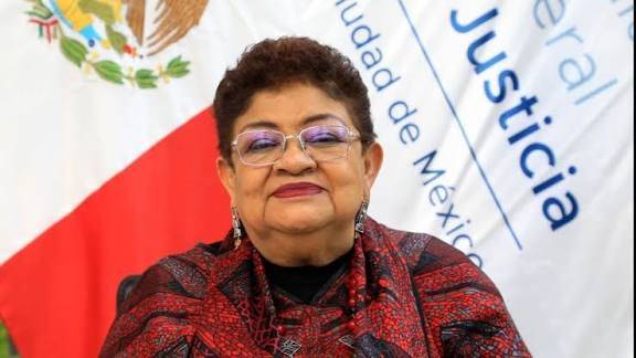 Sheinbaum envía terna de mujeres con Ernestina Godoy como otra candidata para encabezar la FGR