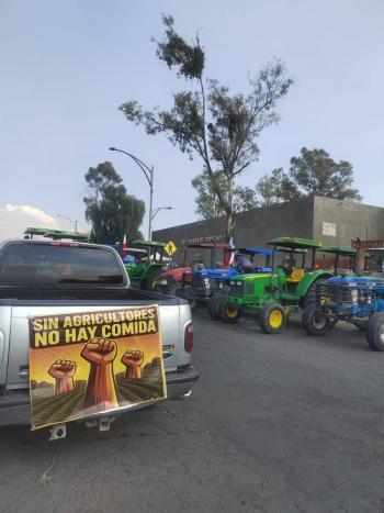 Campesinos denuncian enga&ntilde;o legislativo tras dictamen de la Ley de Aguas