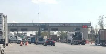 Caravana nacional de productores provoca caos vial en Quer&eacute;taro