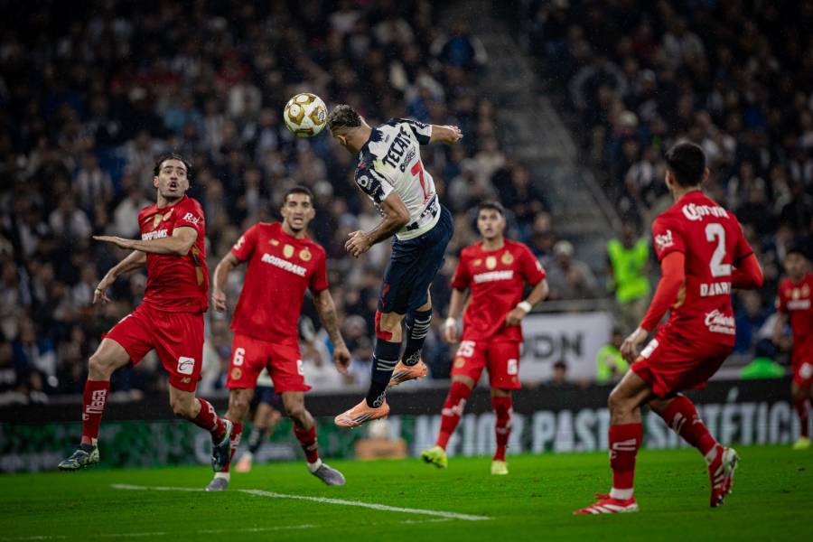 Rayados se impone a los Diablos por la m&iacute;nima