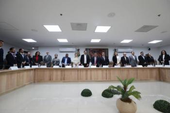 Instalan grupo de trabajo para revisar r&eacute;gimen fiscal de bebidas alcoh&oacute;lica; piden escuchar a los productores