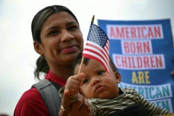 Corte Suprema de EE.UU. revisar&aacute; orden de Trump sobre ciudadan&iacute;a por nacimiento
