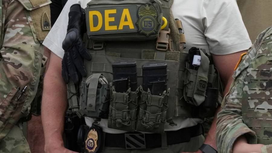 Ex-agente de la DEA es procesado por presunto lavado de millones y apoyo armado al Cártel Jalisco Nueva Generación (CJNG)