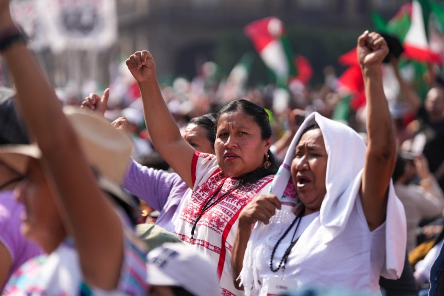 Más de 600 mil personas se congregan en el Zócalo por aniversario de la 4T