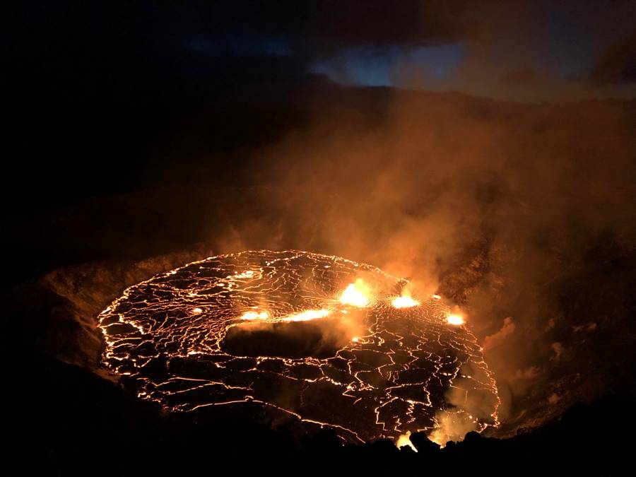 Volc&aacute;n Kīlauea en Haw&aacute;i entra en erupci&oacute;n