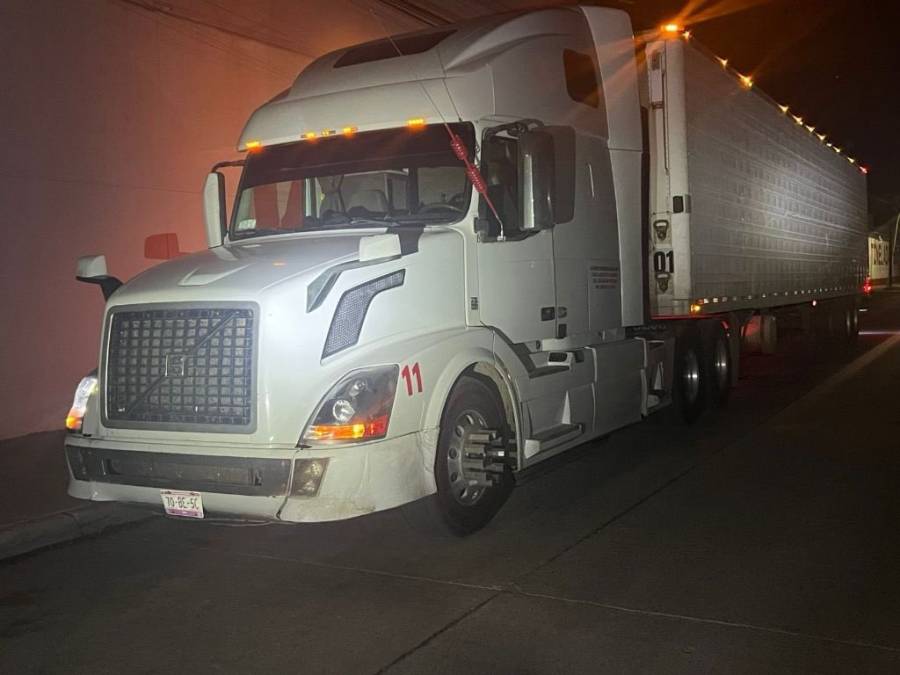 Aseguran más de 300 kilos de metanfetamina ocultos en un tráiler en Los Mochis