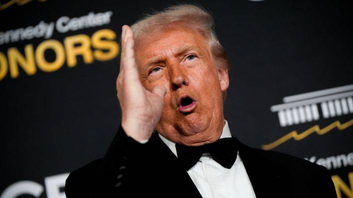 Trump expresa dudas sobre la compra de Warner Bros por Netflix