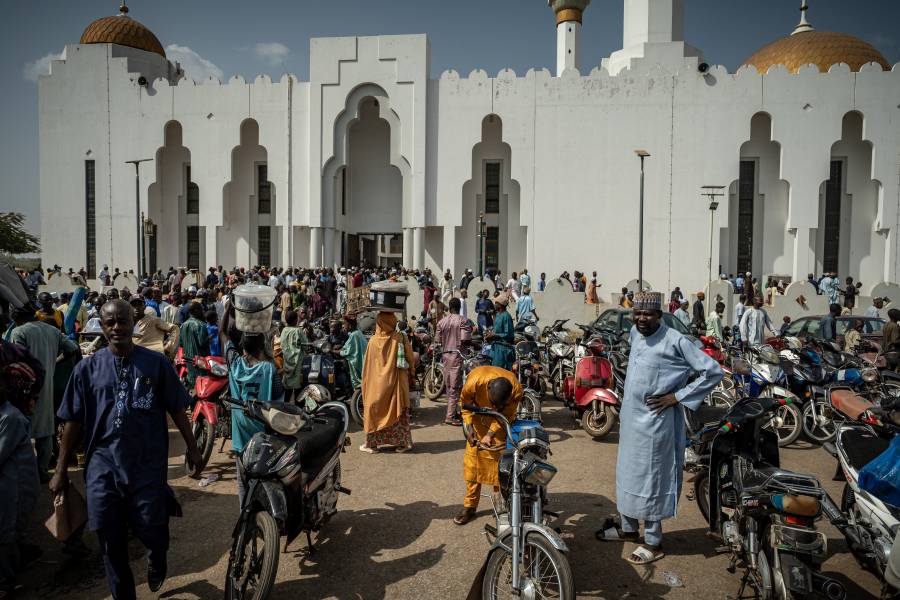 Liberan a 100 estudiantes nigerianos secuestrados, anuncia la presidencia y fuente de la ONU
