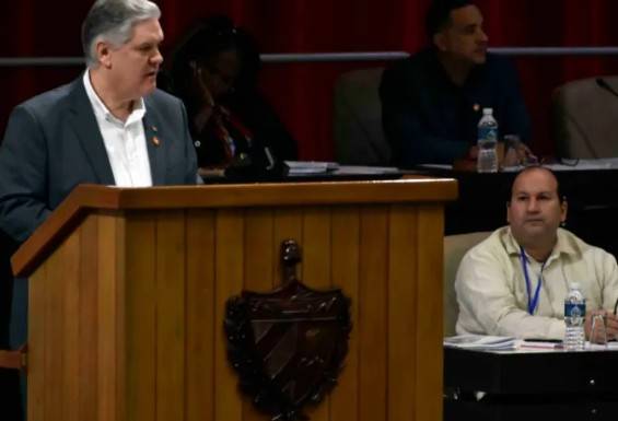 Exministro de Econom&iacute;a de Cuba, condenado a cadena perpetua por espionaje